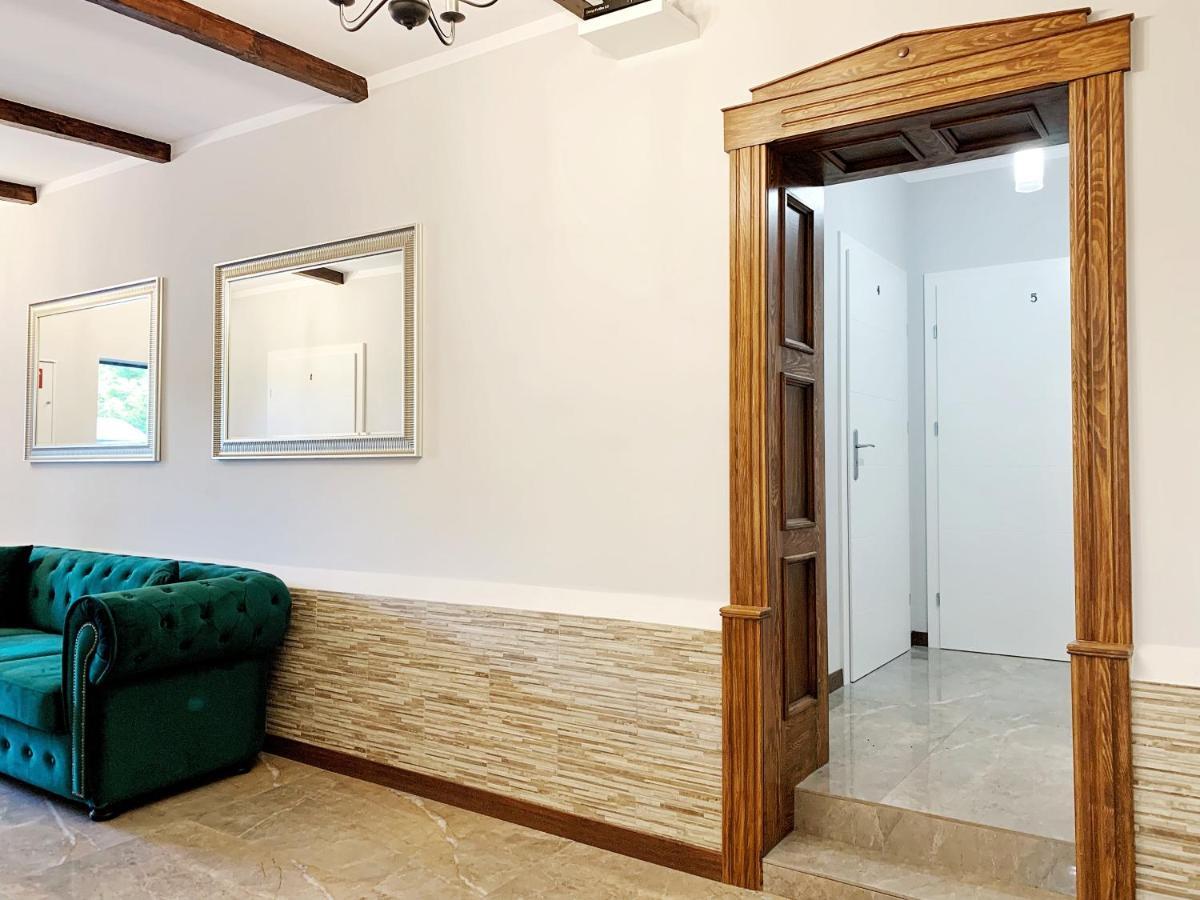Apartamenty Zz Obryta Exteriör bild